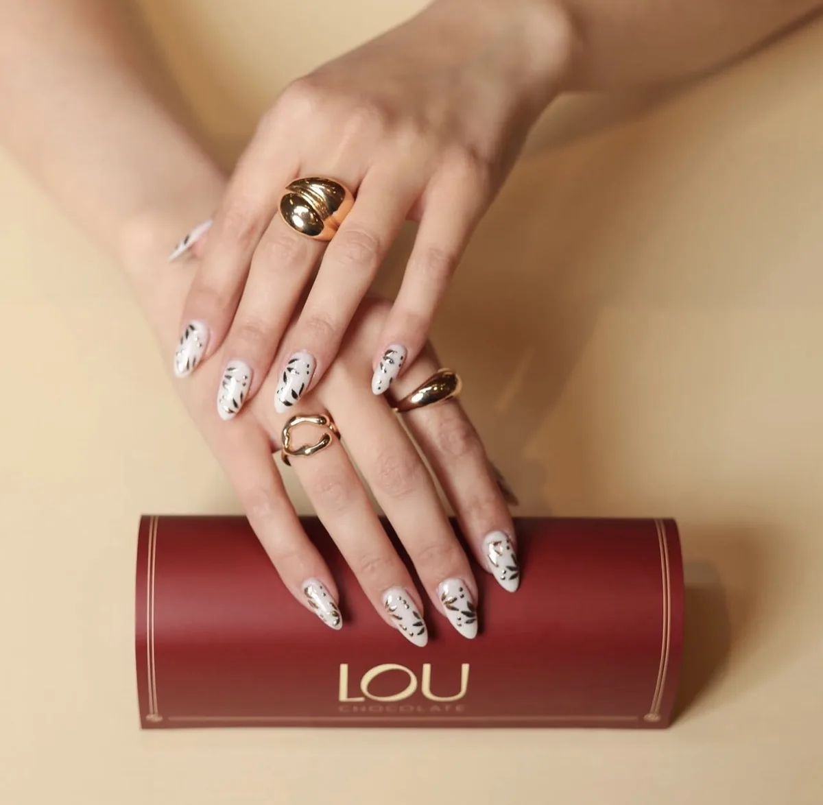 Lou Beauty Lounge Campaign